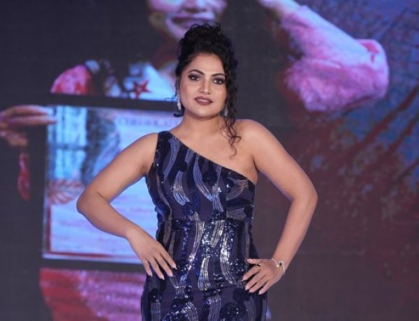 Miss Maharashtra Dr. Ashwini Sahare beauty queen in Miss category in Forever Miss 2022