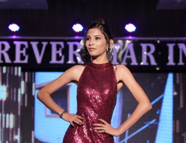 Miss Teen Vaishnavi Anna first runner up in Forever Miss Teen 2022