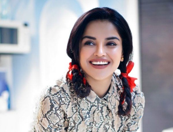 Pia Bajpiee Pens Down a beautiful Poem on her Hometown Evoking Emotions from Fans