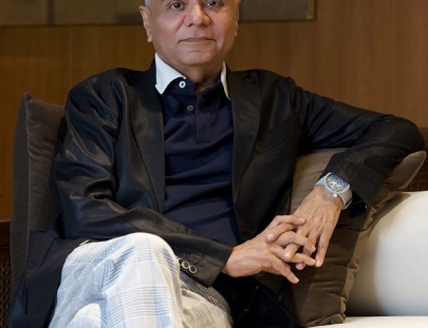 HomeTown Onboards Iconic Designer Pinakin Patel as Creative Director