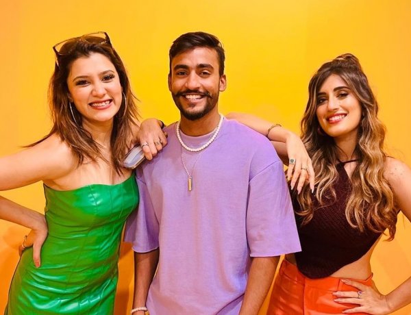 Vivek Keshari collaborated with Aastha gill & Akasa sing for Shringaar