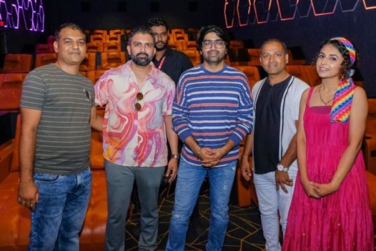 Sonu Nigam’s Udi Re Song, from the Gujarati tragicomedy film “Vickida no Varghodo” was released on Malhar Thakar’s Birthday