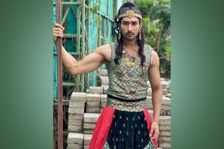 Pratik Parihar is seen in a Negative Role as Vasudev in Star Bharat’s Radha Krishn