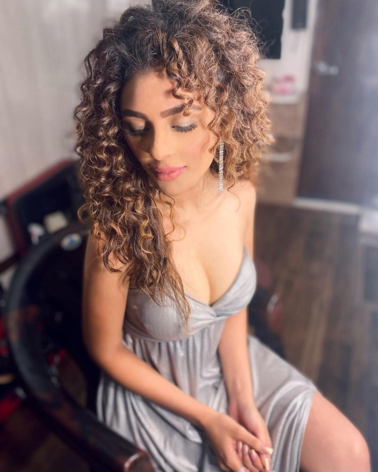 Seerat Kapoor looks unreal. Check out this BTS picture of actress from the sets of Dil Raju's upcoming movie