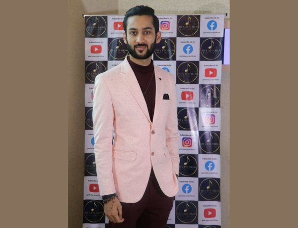 Composer Of Neem Neem Song Chose MFA Records Over Gadar 2 Says Anurag Sinha