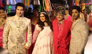 A Night of Enchanting Elegance: FESTIVE FINÉSSE Fashion Show by Designer Rohit Verma