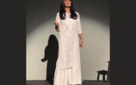 Actress Anjali Sharma, renowned for her role in Operation Mayfair, captivated audiences’ attention at a powerful Theatre Show centered on the Gaza incident