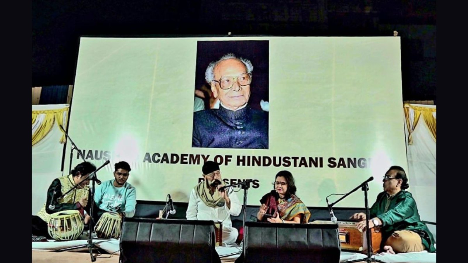 Hindustani Sangeet Mesmerizes Mumbai