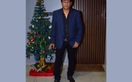 Director-Writer Akashaditya Lama Collaborates with Actress Ameesha Patel for the Highly Anticipated Film 'Tauba Tera Jalwa'