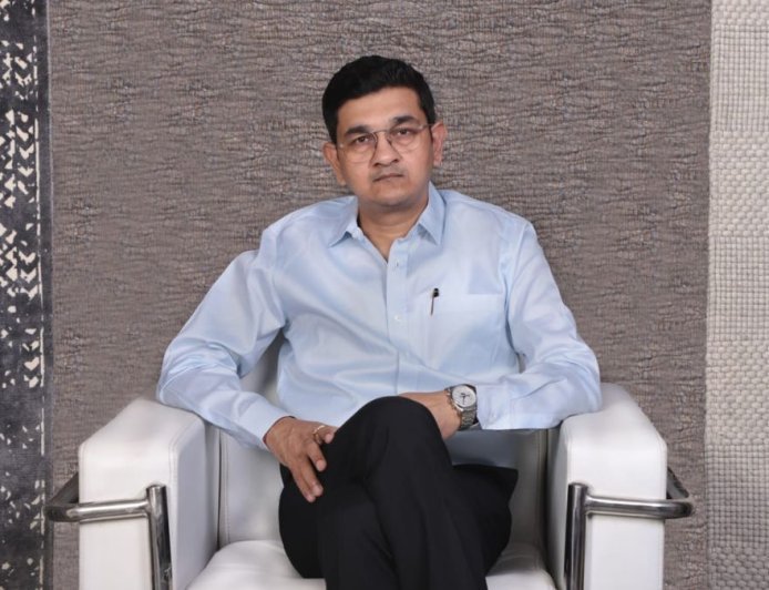 Unravelling the Art and Investment Value of Luxury Carpets: A Conversation with Mr. Amit Jain, Founder of Pequra