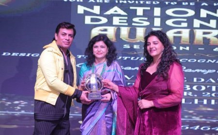 Kavita Singh Bhadauriya Receives Best Western Wear Designer Award at National Designer Awards 2023