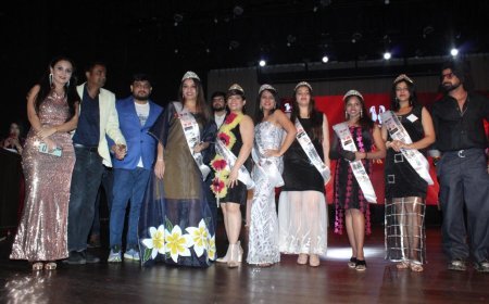 Paritosh aka Aashish Mehrotra made a special appearance as the chief guest at the Miss and Mrs Bhayander 2024 fashion show