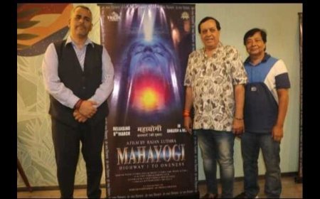 Press Conference held In Mumbai Of Film 'MAHAYOGI Highway 1 to Oneness,' A Film By Rajan Luthra All India Distributor Rakesh Sabharwal of Prince movies