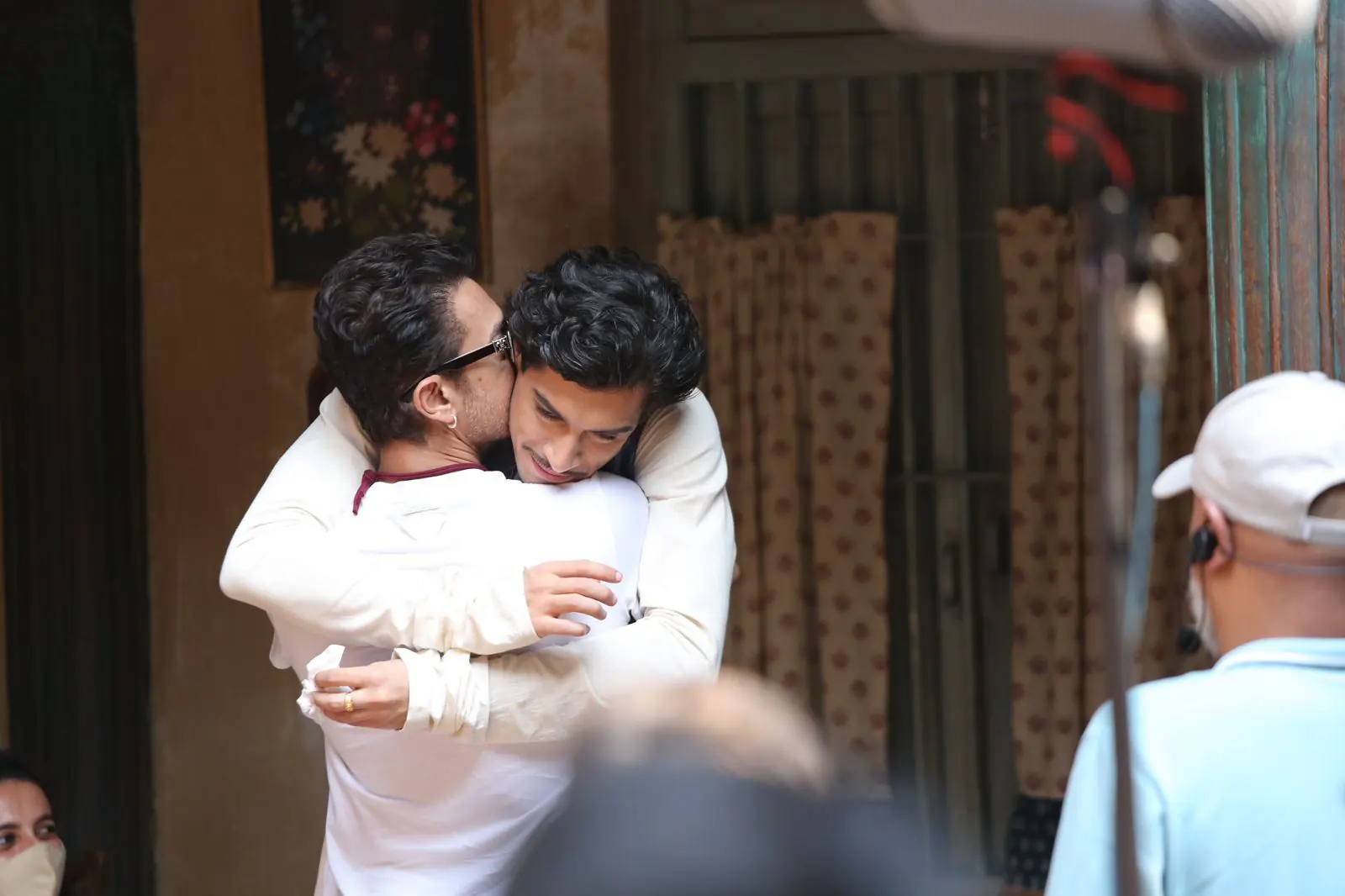 Aamir Khan Visits Siddharth P Malhotra-directorial Maharaj's Set To Support Junaid Khan And Team, Pics Surface