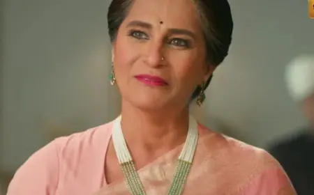 I believe in being a good co-actor and team member: Sumukhi Pendse