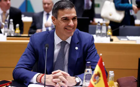 Spanish President Pedro Sanchez meets Akshay Vidhani on a visit to Yash Raj Films