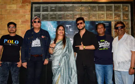 Success Meet of 'Maahi Tu' from Mayavi Laila: Guest Abu Malik Congratulates Aamir Shaikh and Rekha Bhanushali