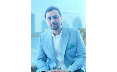 Asif I. Shaikh: Acclaimed Author of Buckingham Mockup and a Creative New Voice in Fiction