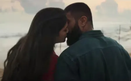 Vijay Deverakonda-Bhagyashree Borse's kissing scene created a stir, 'Kingdom' promo video is going viral