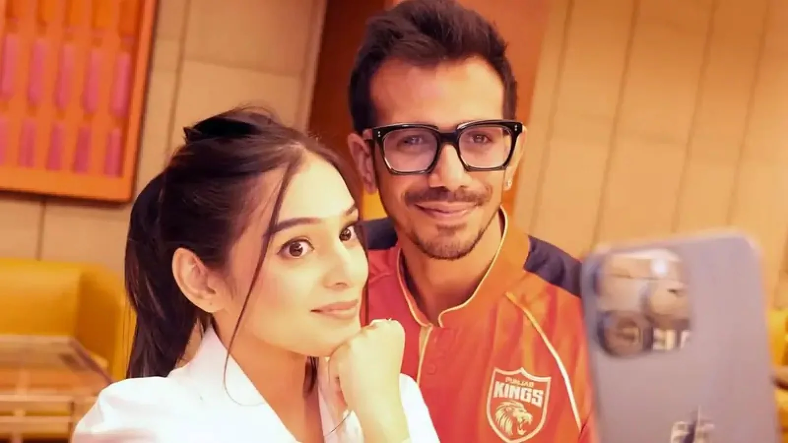 Did Chahal confess his relationship with RJ Mahvash? 