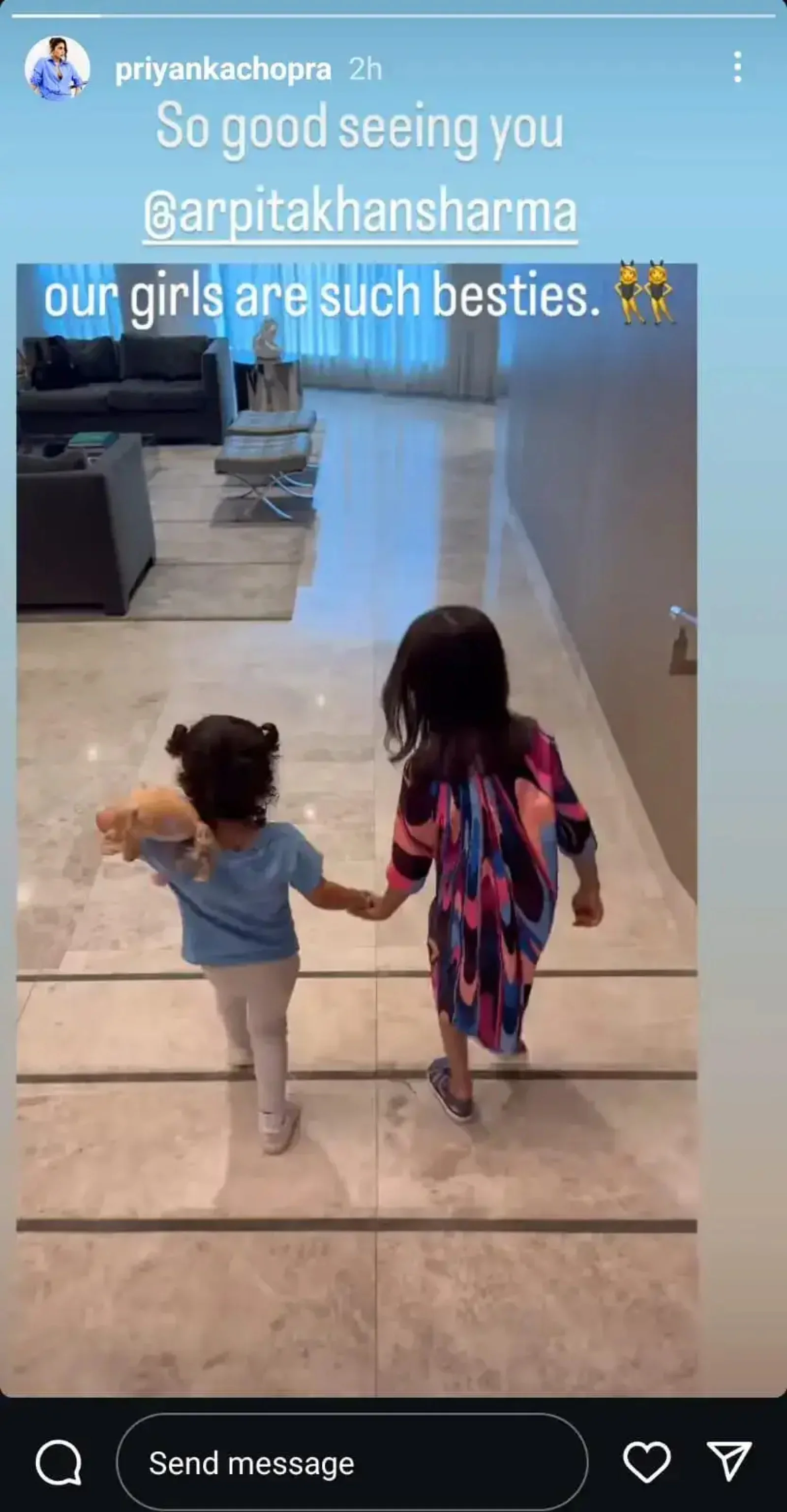 Priyanka's daughter Malti became friends with Salman's niece, Desi Girl met Arpita