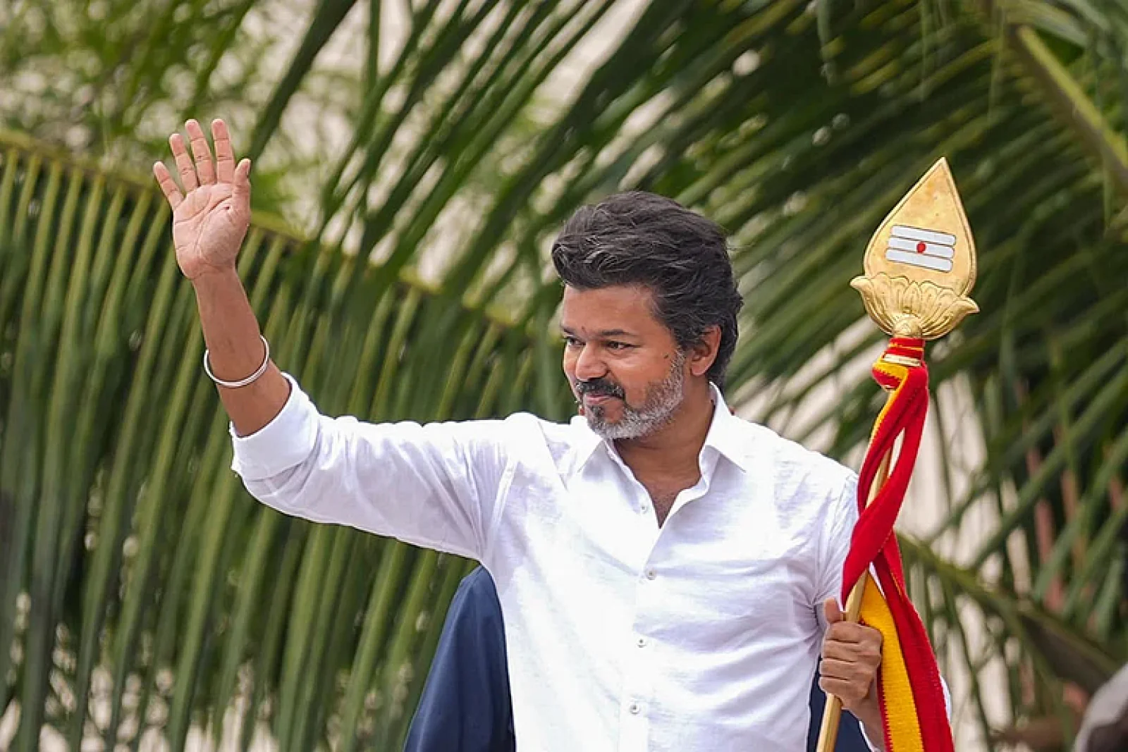 Tamilaga Vettri Kazhagam Arranges Vijay’s Meeting with Victims’ Families at Mahabalipuram Resort