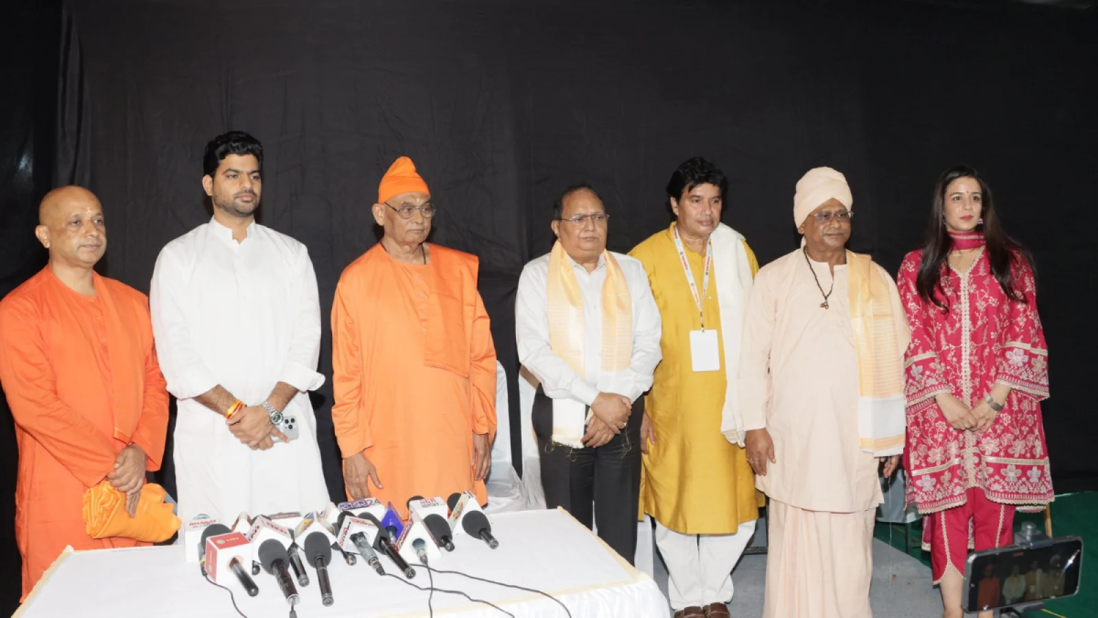 Gita Jayanti Mahotsav 2025 with Lord Rama’s Charan Paduka from Ayodhya 30th Nov to 6th Dec at Mumbai