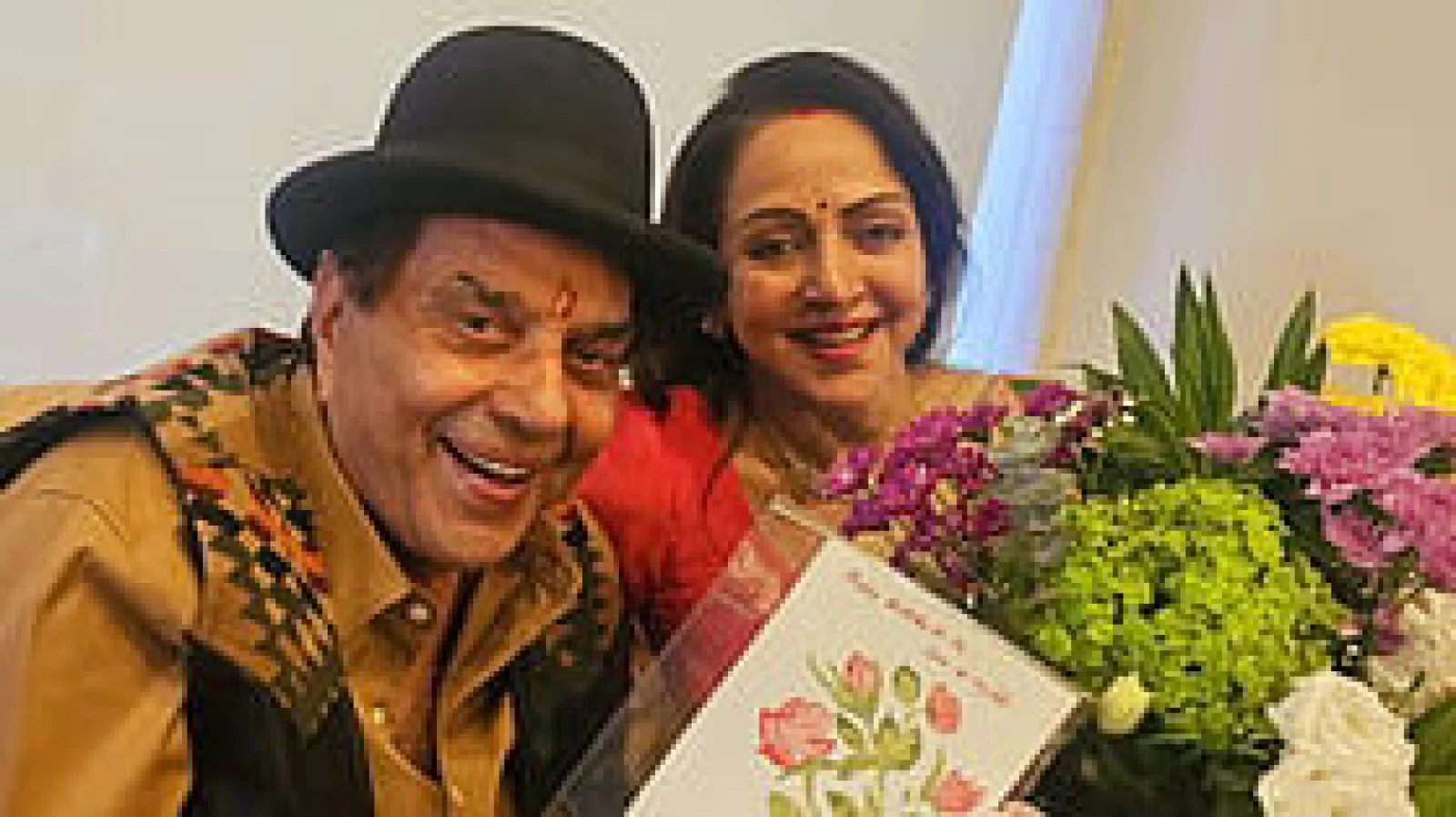 Hema Malini to Hold Mega Prayer Meet in Delhi for Late Dharmendra on December 11