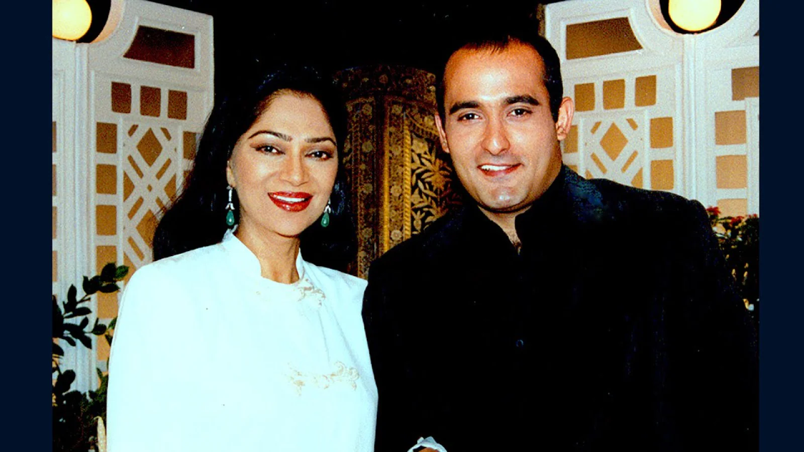 “A Pleasure to Break Down the Walls Around Him,” Simi Grewal on Akshaye Khanna