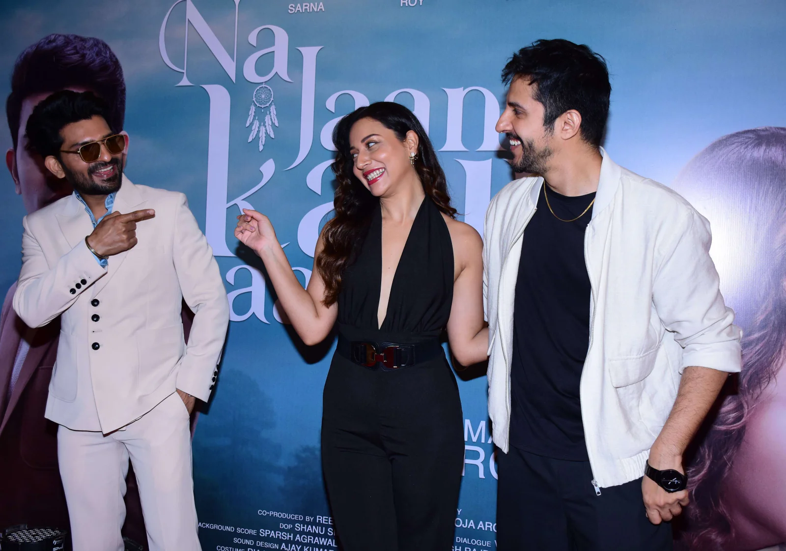 : Intense Love Triangle Awaits