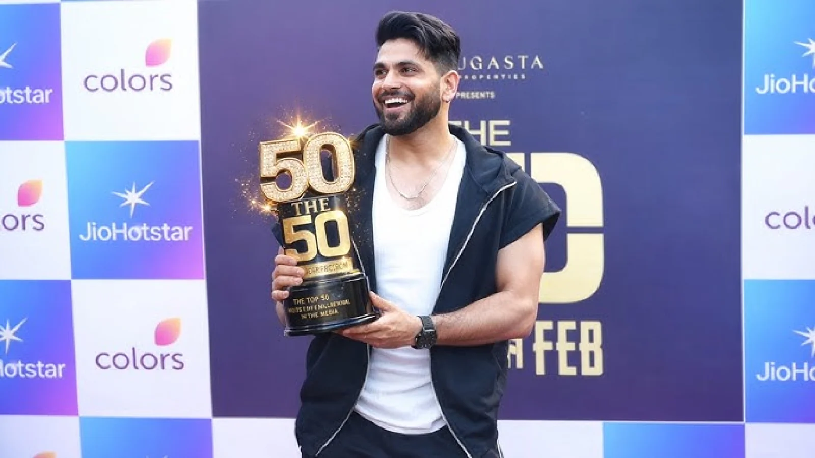 The 50 finale: Shiv Thackeray lifts trophy after intense competition