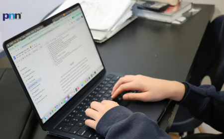 Freelance Writing Jobs: How Beginners Earn Their First Rs. 10,000