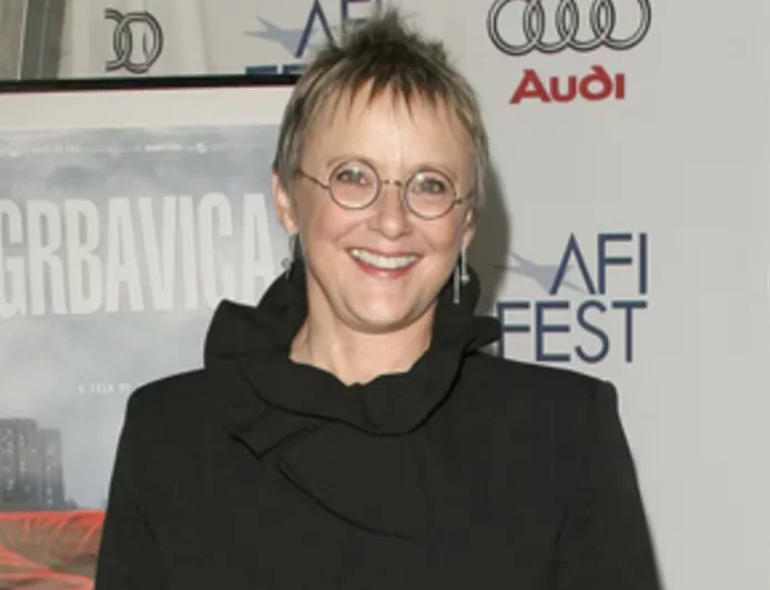 ‘The Age of Innocence’ Star Mary Beth Hurt Passes Away at 79, Leaves Behind Rich Legacy