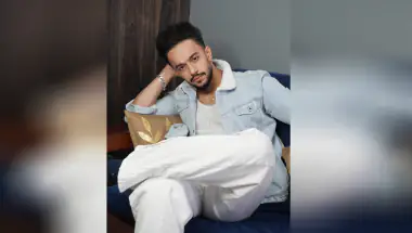 Hirav Mehta on the News Revolution: From Print Pages to Instant Notifications