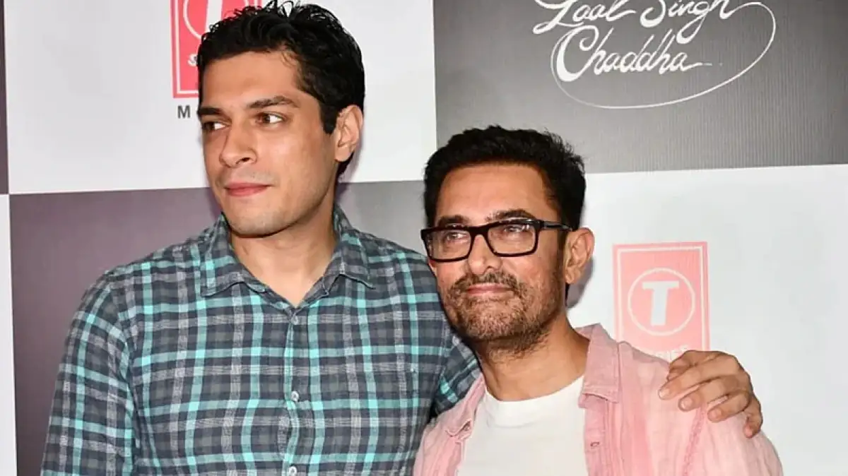  at Ek Din screening as fan complains to Junaid Khan