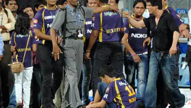 Shah Rukh Khan’s Wankhede Controversy Was a ‘Misunderstanding’, Says Former ACP After 14 Years