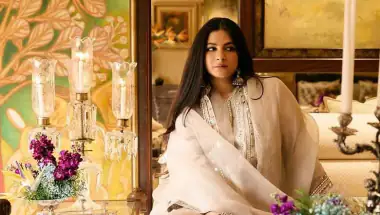 Mumbai Police Investigate Theft of ₹1.35 Crore Earrings Borrowed for Rhea Kapoor's New York Event