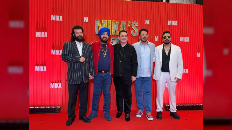 At 50, Mika Singh Chose the Paps First — And That Says Everything About Him