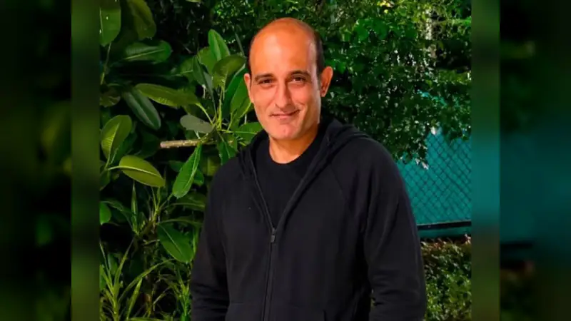 Ahead of 'Ikka' Release, Siddharth P. Malhotra Says Akshaye Khanna Brings Depth to Every Role