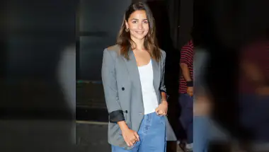 Alia Bhatt Backs Students, Shares Emotional Message