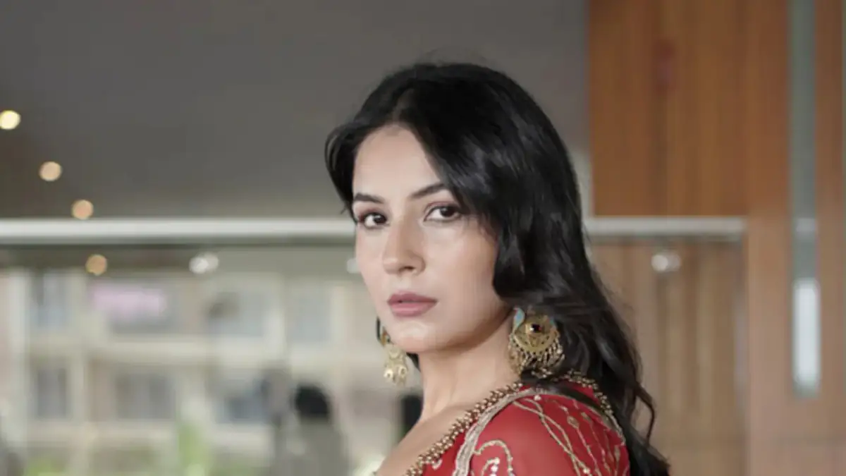  Mouth During ‘Ishqnama’ Shoot, Saurabh Sachdeva Helps Her