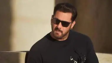 Salman Khan Slashes Fee for Vamsi Paidipally's SVC63? Report Claims Actor Charged ₹70 Crore Instead of ₹120 Crore