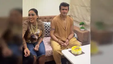 Afsana Khan Emotional as Sonu Nigam Recalls Cake-Cutting First