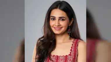 Vedika Pinto on Working with Vikrant Massey in Musafir Café