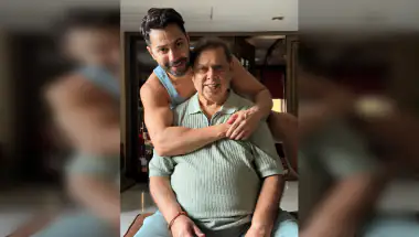 Varun Dhawan Celebrates Father David Dhawan’s 75th Birthday