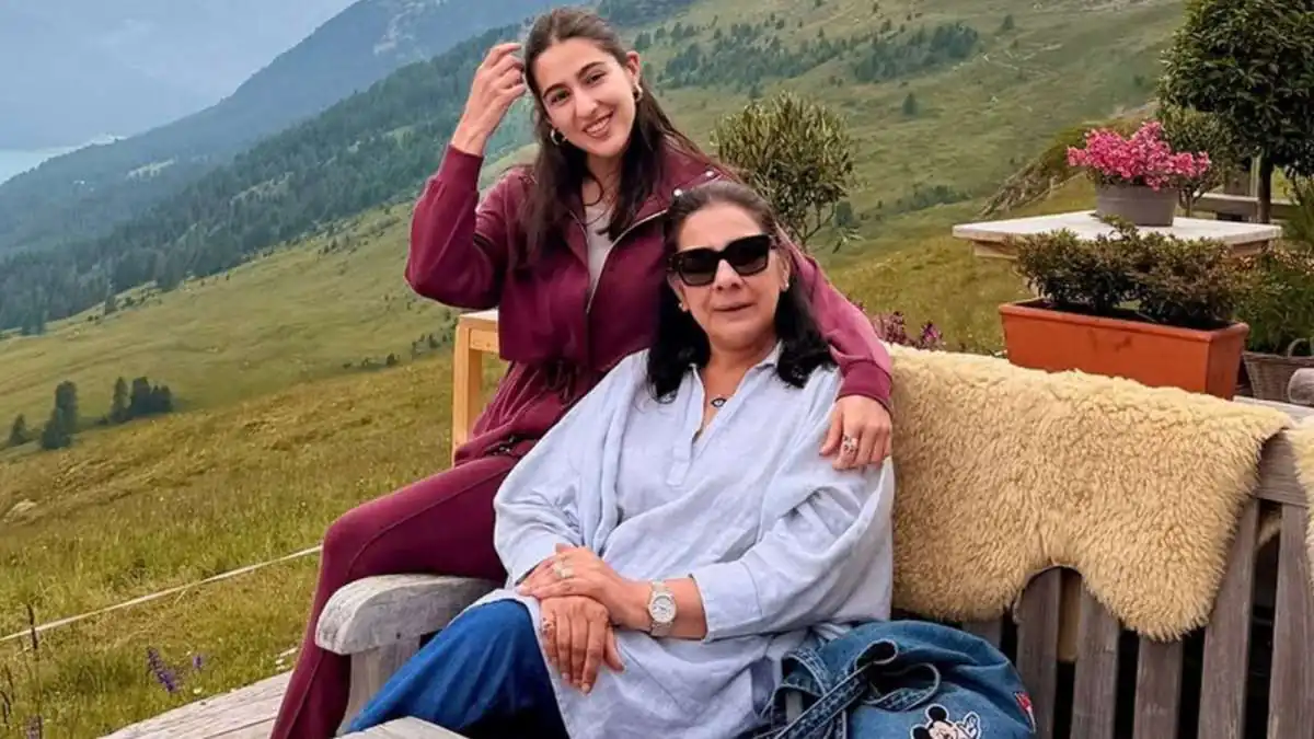 Sara Ali Khan's Switzerland Holiday: "Mommy & Mountain" Photos Go Viral