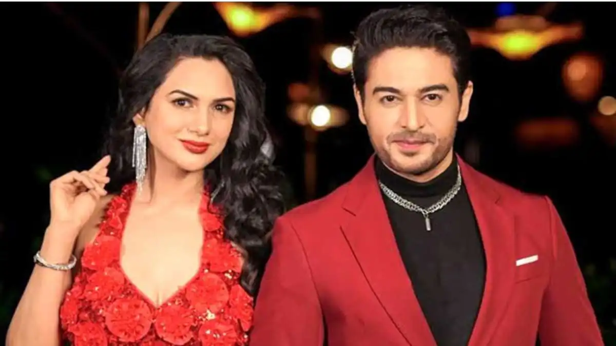 Akanksha Chamola, Gaurav Khanna Avoid Talking at Event