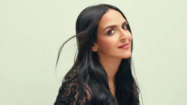 Esha Deol Returns To Her Comedy Roots With "Malamaal Weekly 2"