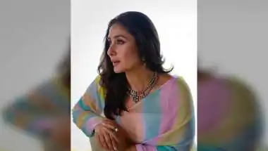 Kareena Kapoor Recreates Karisma's Zubeidaa Saree Look