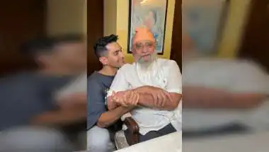Angad Bedi Remembers Father Bishan Singh Bedi